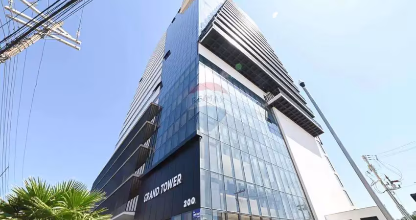 Sala comercial à venda no Centro, Juiz de Fora 