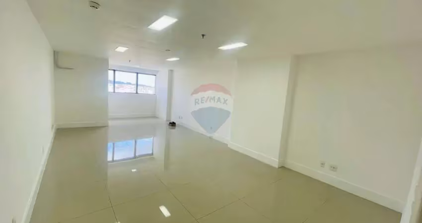 Sala comercial para alugar no Cascatinha, Juiz de Fora 