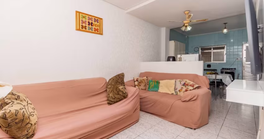 Funcional sobrado para venda com 3 quartos, sendo 1 suíte, 112m²