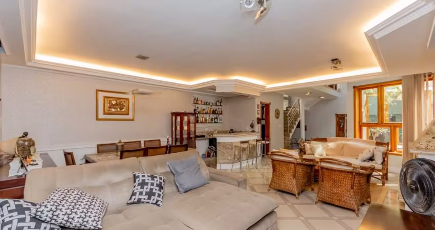 Excelente sobrado para venda com 3 quartos, sendo 3 suítes, 434m²