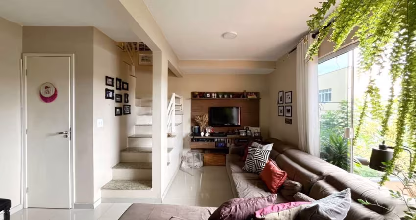 Excelente sobrado para venda com 3 quartos, sendo 1 suíte, 86m²