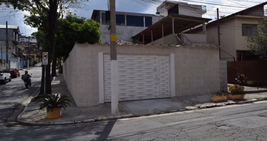 Versátil casa tipo para venda com 2 quartos, 138m²