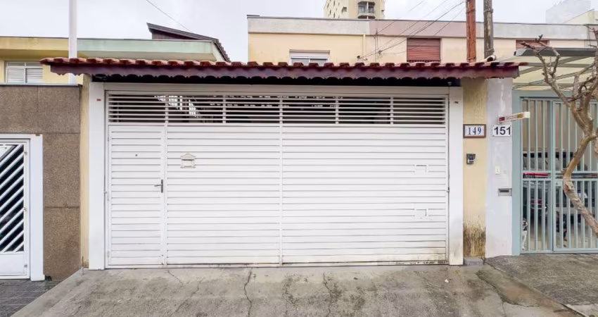 Funcional casa tipo para venda com 4 quartos, sendo 1 suíte, 214m²