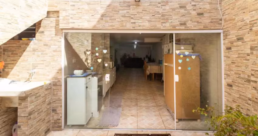 Espetacular casa tipo para venda em pedra branca com 3 quartos, 200m²