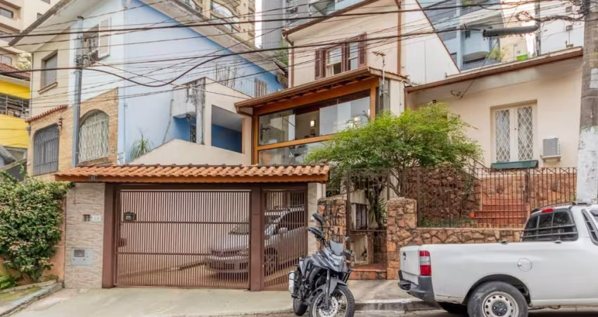 Imperdível sobrado para venda com 3 quartos, 284m²