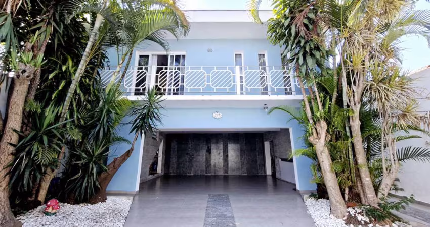 Excelente casa tipo para venda com 3 quartos, sendo 1 suíte, 200m²