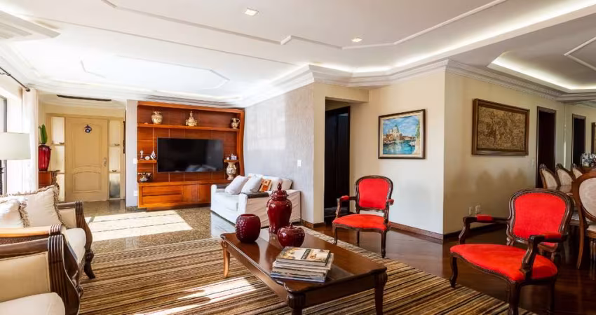 Funcional duplex para venda com 4 quartos, sendo 4 suítes, 300m²
