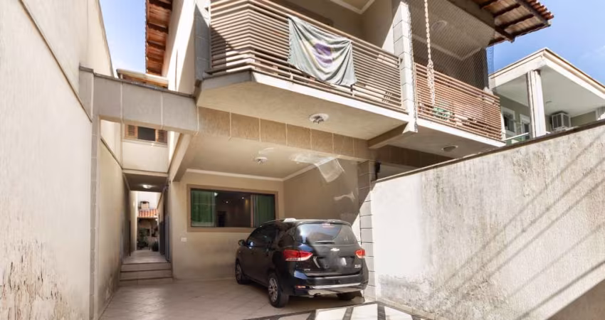 Sensacional sobrado para venda com 3 quartos, sendo 1 suíte, 129m²