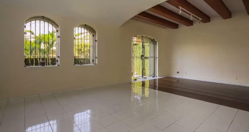 Imperdível casa tipo para venda e locação em pacaembu com 3 quartos, sendo 1 suíte, 255m²