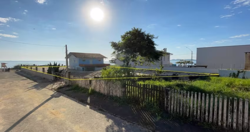Lindo Terreno Frente Mar em Penha - Santa Catarina