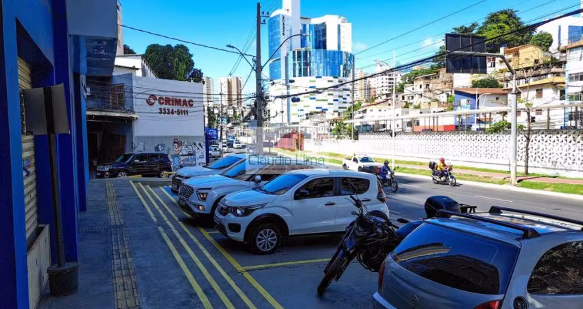 Loja com pé direito alto na Vasco da Gama!