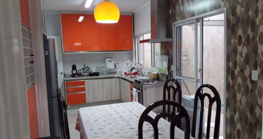Sobrado à venda, 3 quartos, 1 suíte, 4 vagas, Cidade Mãe do Céu - São Paulo/SP