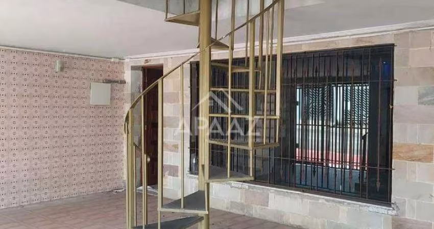 Sobrado para aluguel, 3 quartos, 5 vagas, Vila Carrão - São Paulo/SP