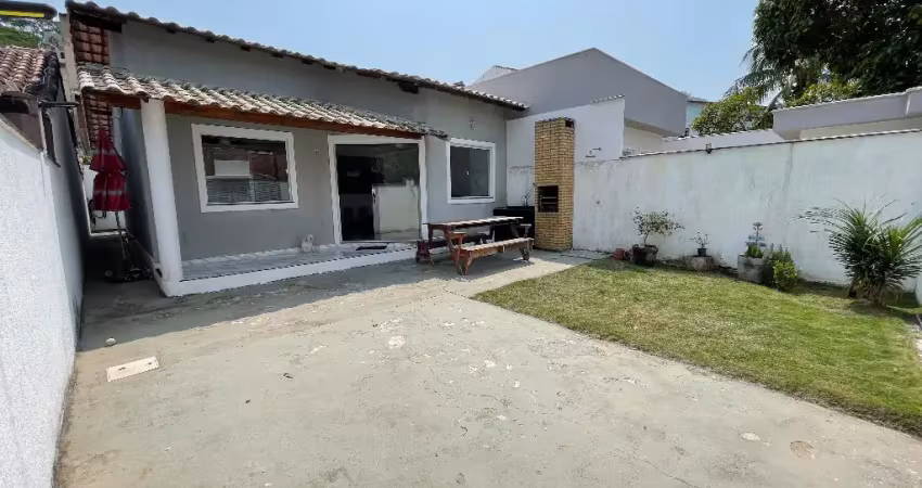 Casa 2 quartos com suite em condominio