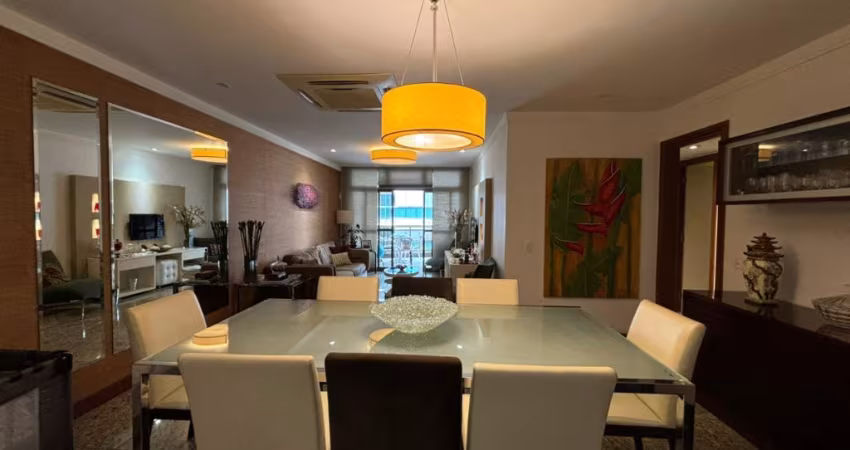 Apartamento com 4 quartos