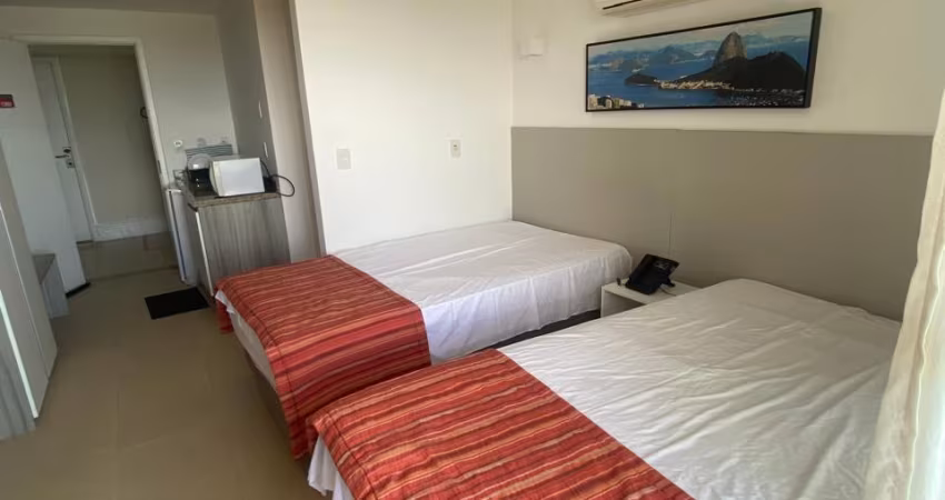Flat próximo à praia de Imbetiba