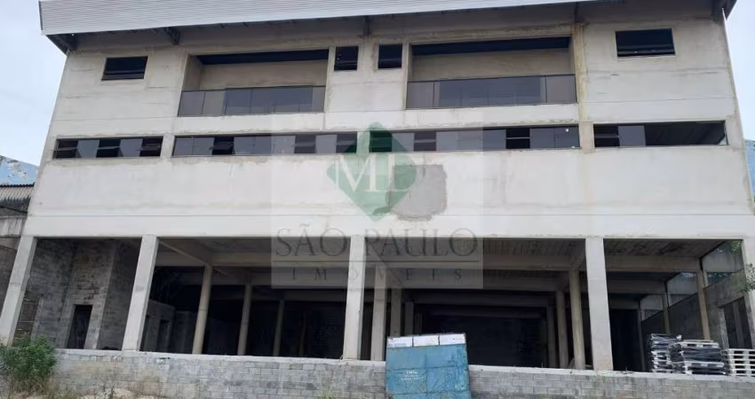 Galpão Industrial de Alto Padrão na Vila Livieiro  7 Banheiros, 5 Vagas de Garagem, 1.500m²  São Paulo-SP