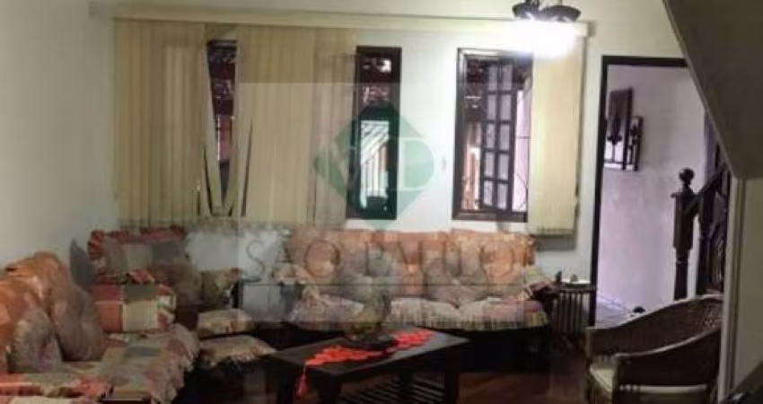 Casa de Luxo à Venda em São Caetano do Sul - Nova Gerty: 3 Quartos, 3 Suítes, 1 Banheiro, 194m² de Área