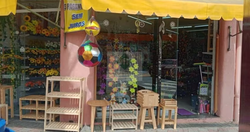 Salão Comercial para Locação em São Caetano do Sul-SP, Bairro Oswaldo Cruz - 2 Banheiros, 120m² de Área!