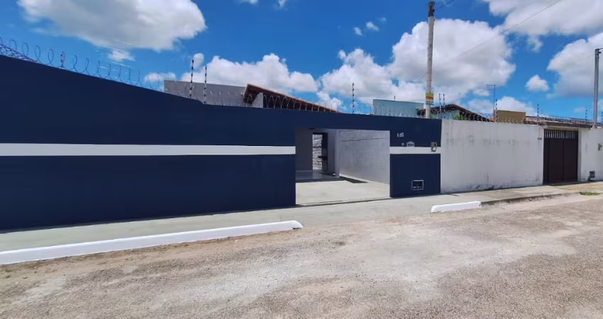 Casa com 02 quartos, sendo 01 suíte no Bosque das Colinas, São J. Mipibu RN