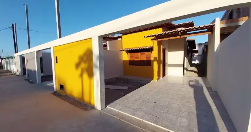 Casa com 02 quartos, sendo 01 suíte no liberdade em parnamirim rn