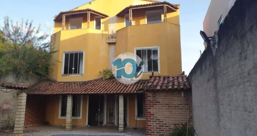 CASA 3 QUARTOS SENDO 1 SUÍTE NO ROMA - VR, Roma, Volta Redonda - RJ