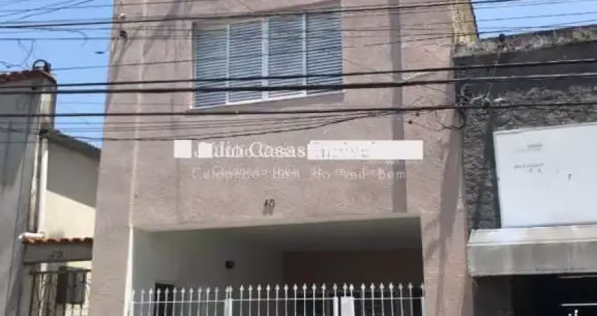 Sobrado bem localizado