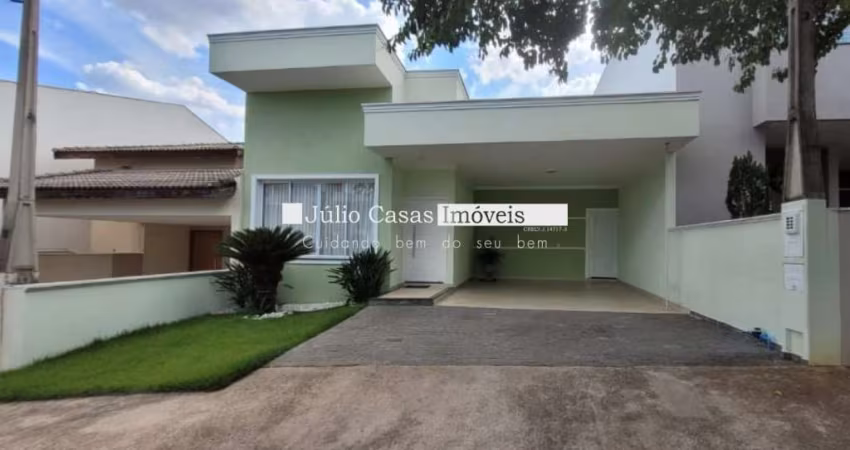 Casa a venda em condomínio com 3 quartos