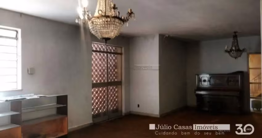Casa comercial à venda no Centro