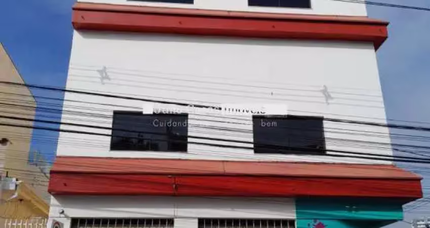 Prédio comercial com 700m² no centro em rua com grande fluxo