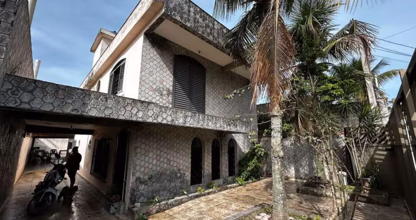 Sobrado à venda cm 04 dormitórios (02 suítes), 132 m², próximo à praia da enseada, guarujá/sp. sua oportunidade de morar no guarujá esta aqui!