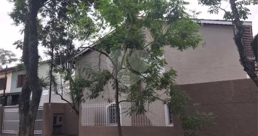 Sobrado com 4 quartos à venda em Vila Albertina - SP
