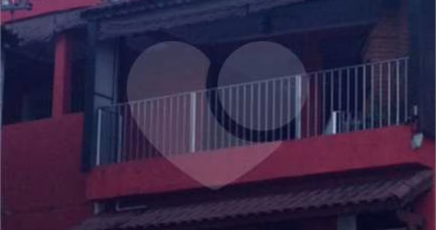Sobrado com 3 quartos à venda em Jardim Carlu - SP