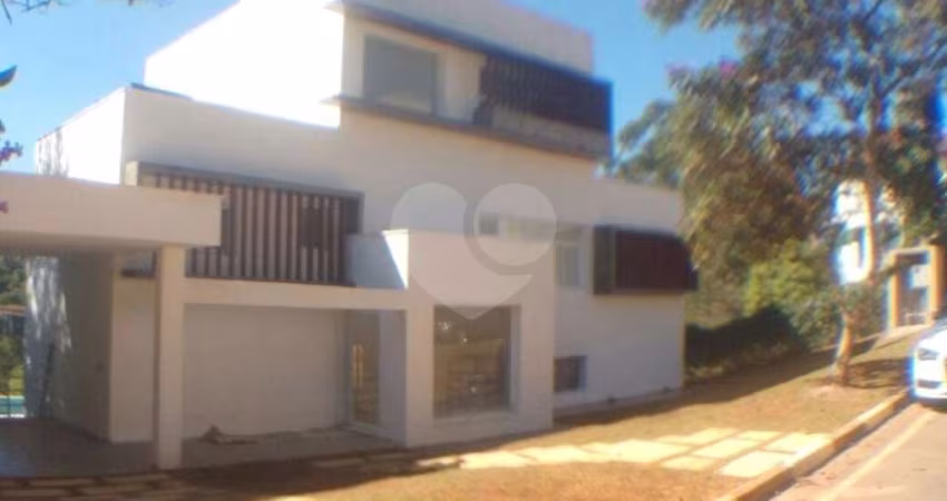 Sobrado com 3 quartos à venda em Seerra Da Cantareira - SP