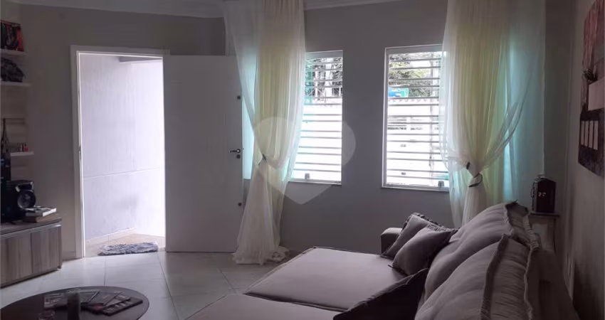 Sobrado com 3 quartos à venda em Vila Vitório Mazzei - SP