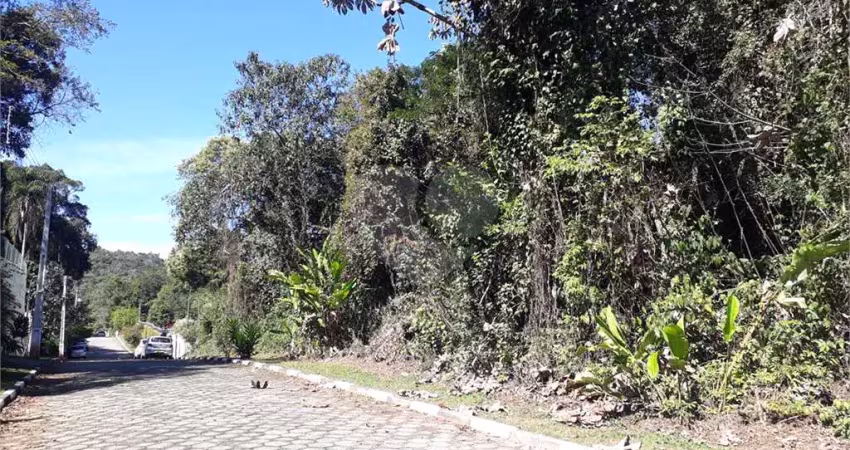 Terreno à venda na . Dos Guaratas, Serra da Cantareira, Mairiporã