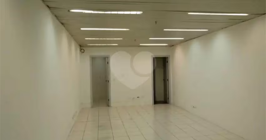 Sala comercial à venda na Rua Alferes Magalhães, Santana, São Paulo