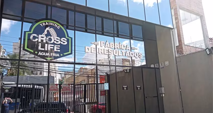 Prédio à venda na Avenida Água Fria, Santana, São Paulo
