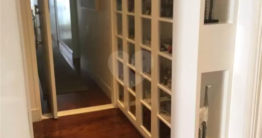Apartamento à venda na Rua Dona Luiza Tolle, Santana, São Paulo