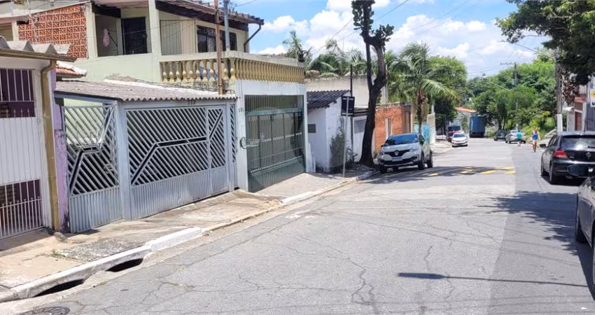 Casa térrea com 2 quartos à venda em Parque Casa De Pedra - SP
