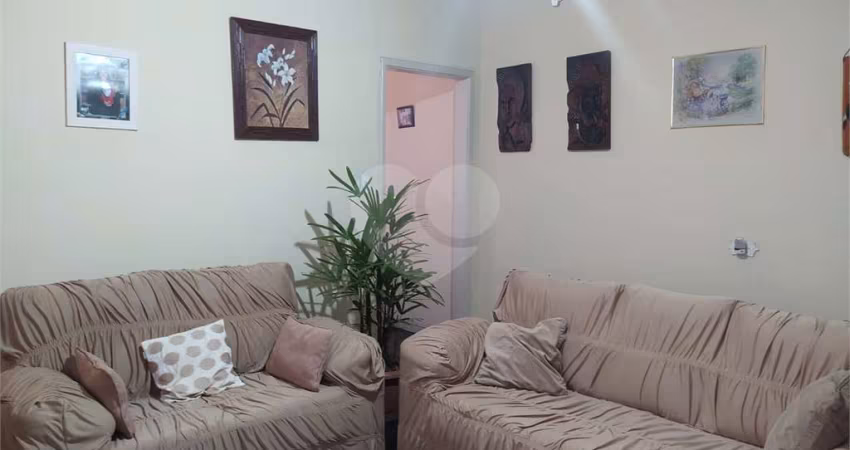 Casa térrea com 3 quartos à venda em Imirim - SP
