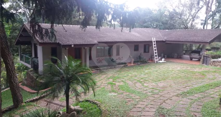 Casa com 3 quartos à venda em Roseira - SP