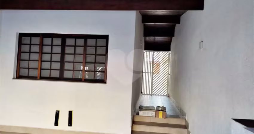 Sobrado com 3 quartos à venda em Jardim Guanca - SP