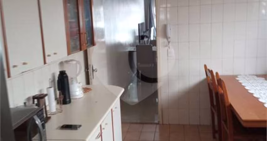 Sobrado com 3 quartos à venda em Jardim Guapira - SP