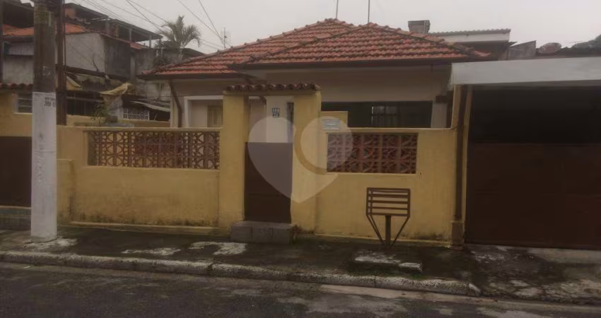 Casa com 4 quartos à venda em Vila Vitório Mazzei - SP