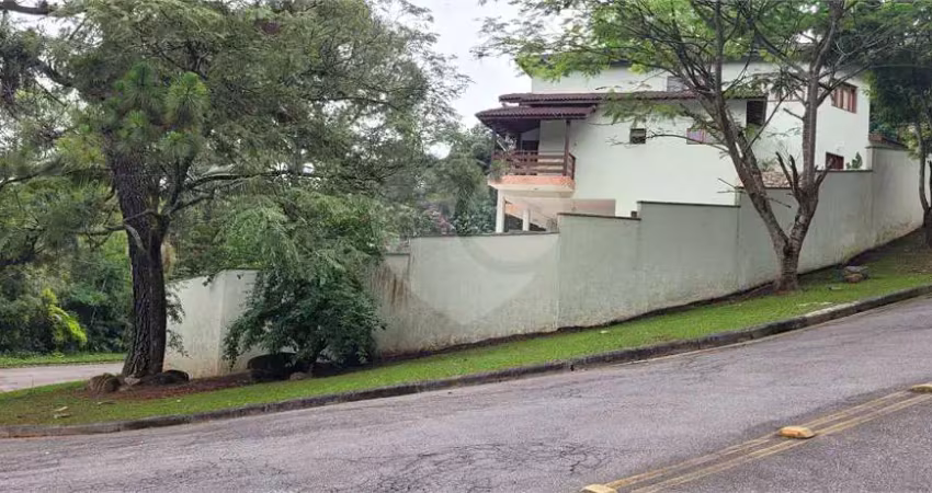 Casa em condomínio fechado com 4 quartos à venda na Das Gaivotas, Serra da Cantareira, Mairiporã