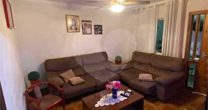 Casa com 4 quartos à venda em Vila Nilo - SP
