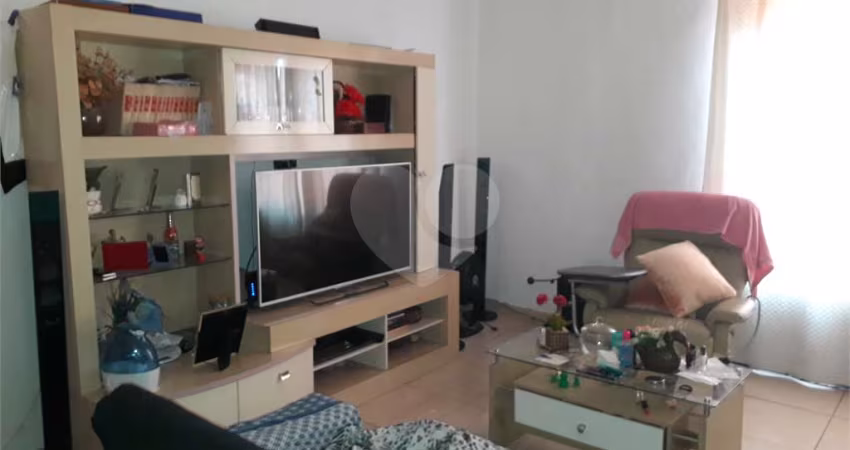 Sobrado com 2 quartos à venda em Vila Prado - SP