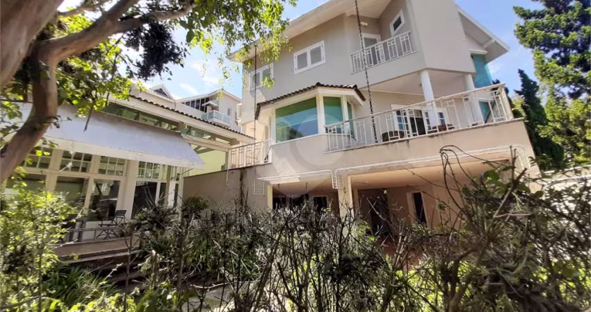 Condomínio com 3 quartos à venda em Tucuruvi - SP