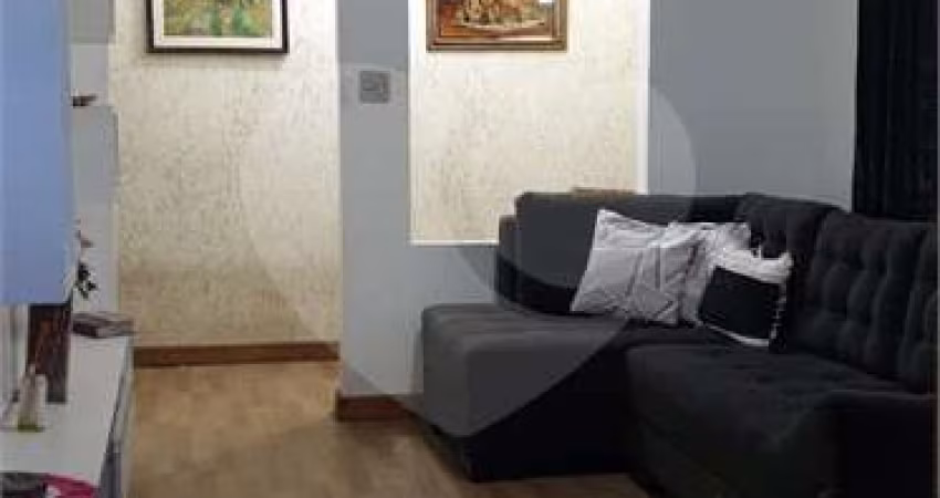 Casa térrea com 3 quartos à venda em Vila Nova Mazzei - SP